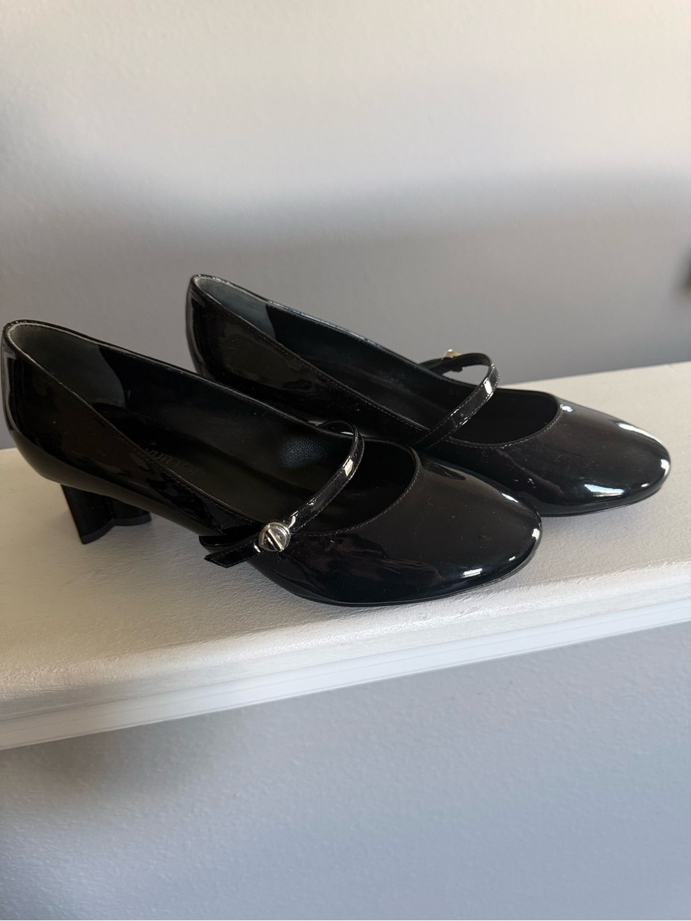 Louis Vuitton Black Patent Leather Mary Jane Pumps with Strap